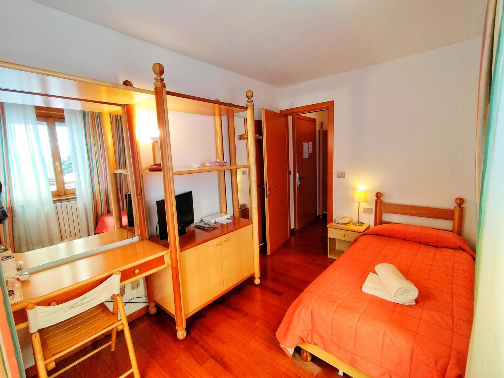 Il Fraitevino Hotel Bed & Breakfast Sestriere Bagian luar foto