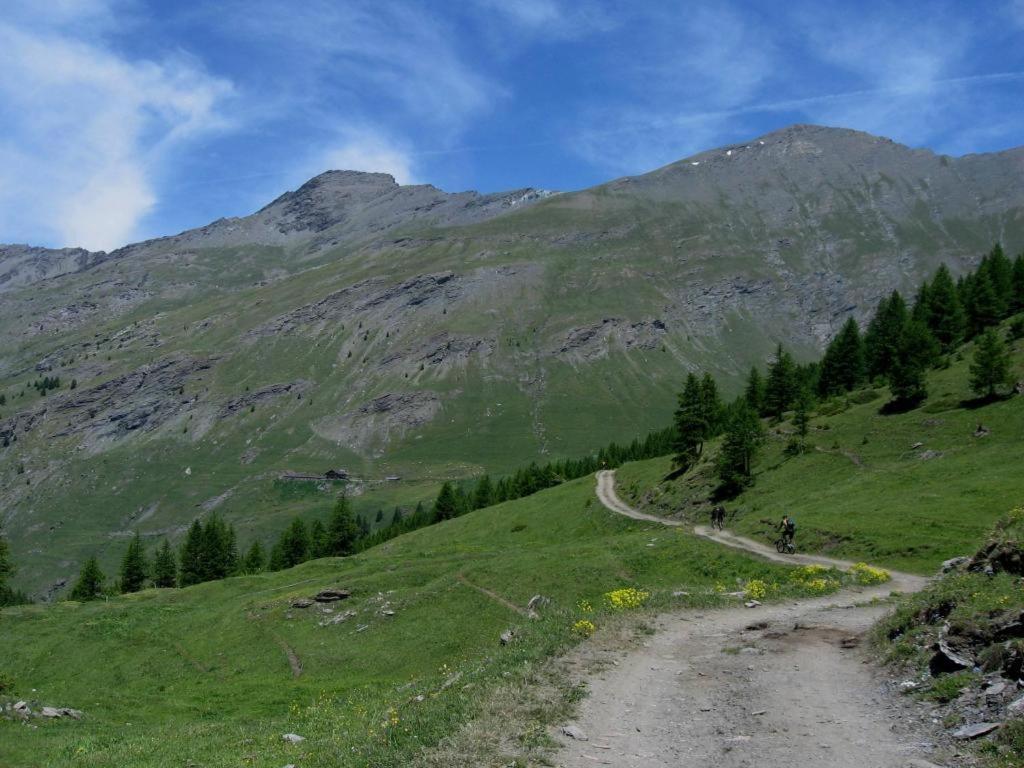 Il Fraitevino Hotel Bed & Breakfast Sestriere Bagian luar foto
