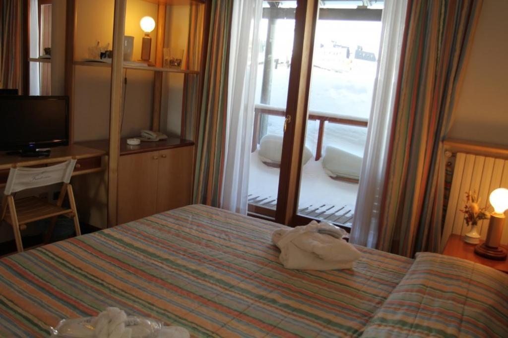 Il Fraitevino Hotel Bed & Breakfast Sestriere Bagian luar foto